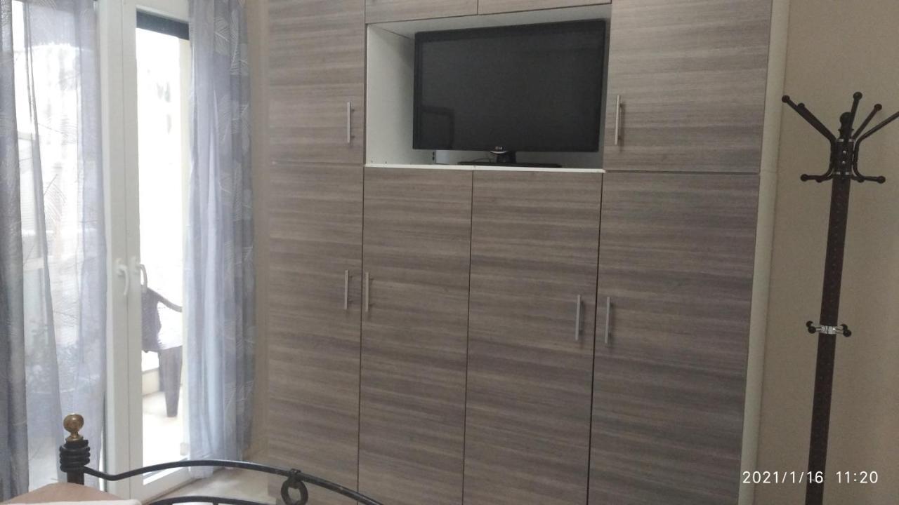 Miriam Luxury *